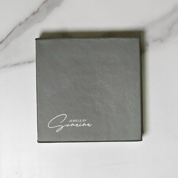 [NIB] Jewels by Sunaina Lila Earrings - Picture 6 of 8